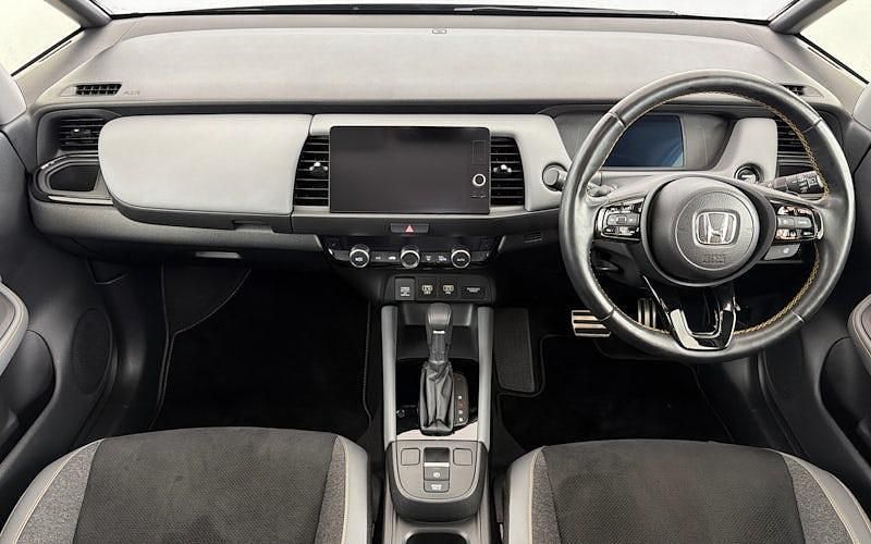 Second-hand Honda Jazz Advance 122 CP (89 kW) 2025 Hatchback