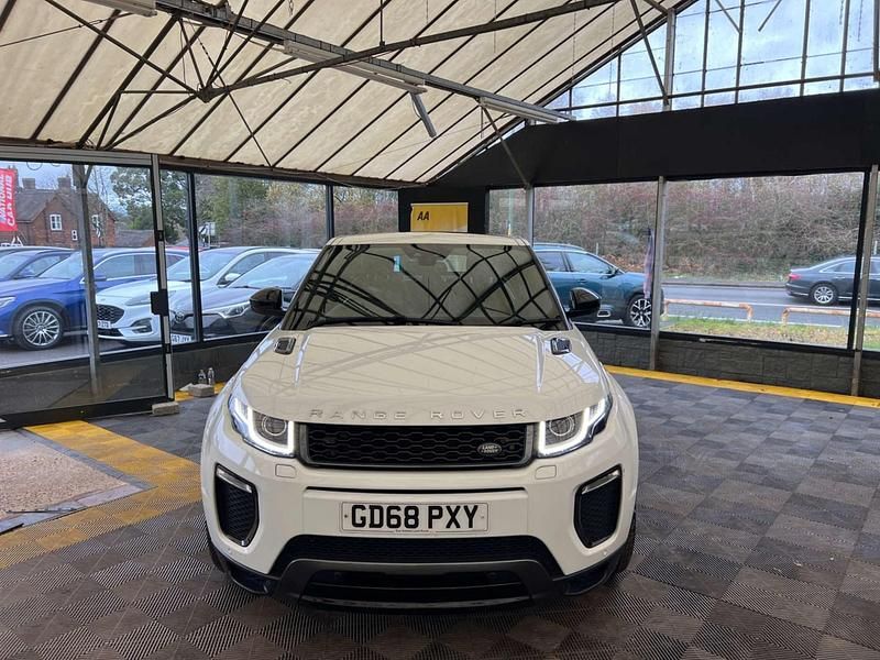 Used Land Rover Range Rover evoque HSE Dynamic 2019 White Estate
