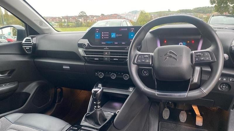 Begagnad Citroën C4 PureTech 127 HK (93 kW) 2022 Blå Halvkombi