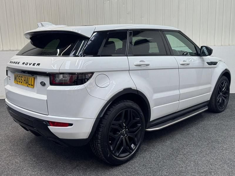 Used Land Rover Range Rover evoque HSE Dynamic 2019 White SUV