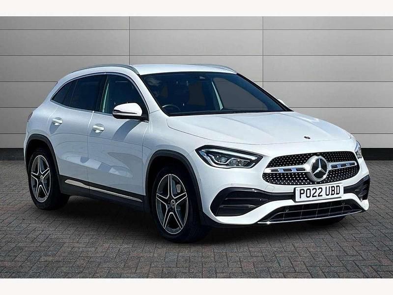 White Used 2022 Mercedes GLA200 Executive SUV | £28,490 (A bit pricey) - Image 1/2