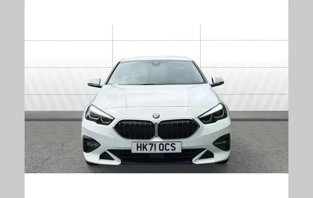Used BMW 218 Sport Line 136 HP (100 kW) 2021 White Coupe