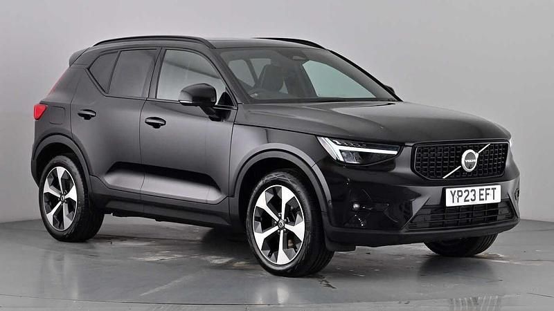 Used Volvo XC40 Ultimate 2023 Black SUV