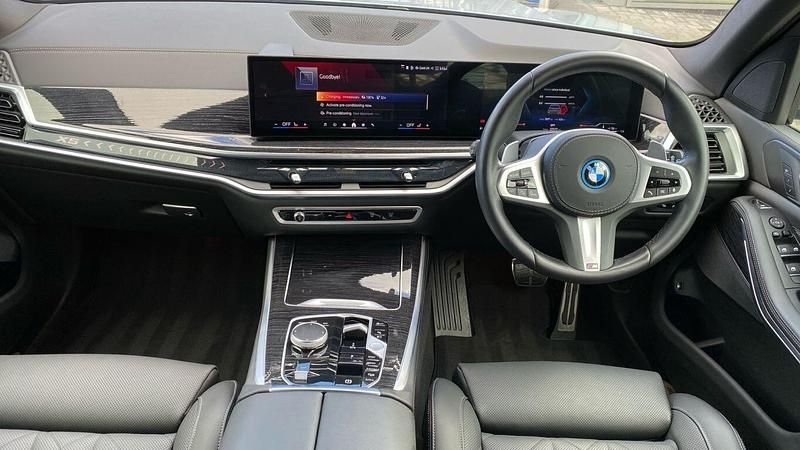 Usado BMW X5 M Sport 482 HP (354 kW) 2024 Cinzento SUV