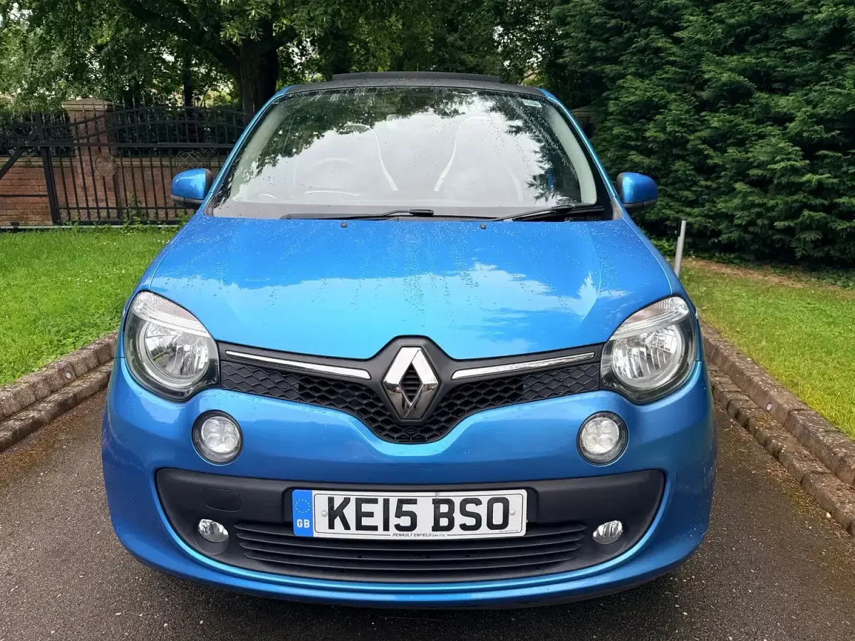 Used Renault Twingo Dynamique 70 HP (51 kW) 2015 Blue Hatchback