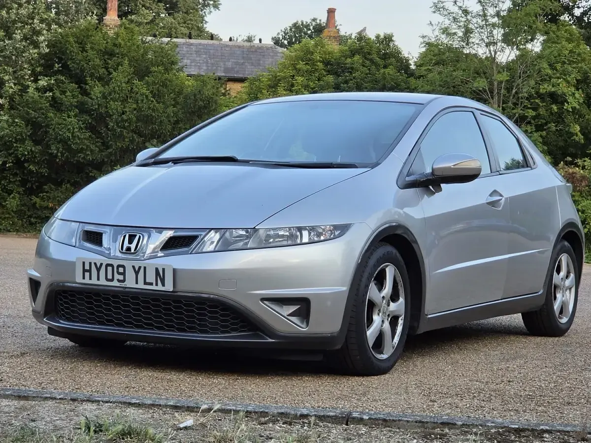 Used Honda Civic SE 2009 Silver Hatchback