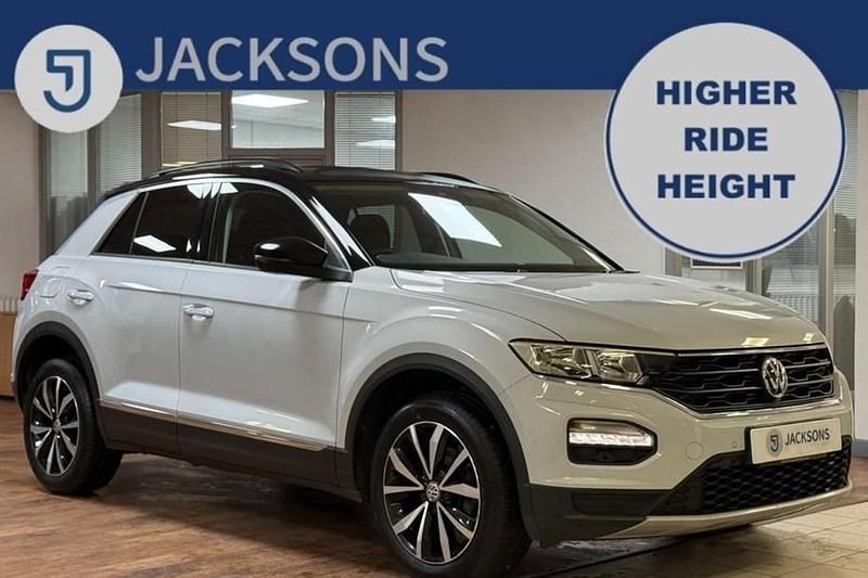 Silver Used 2019 VW T-Roc Design SUV | £13,995 (Fair price) - Image 1/1