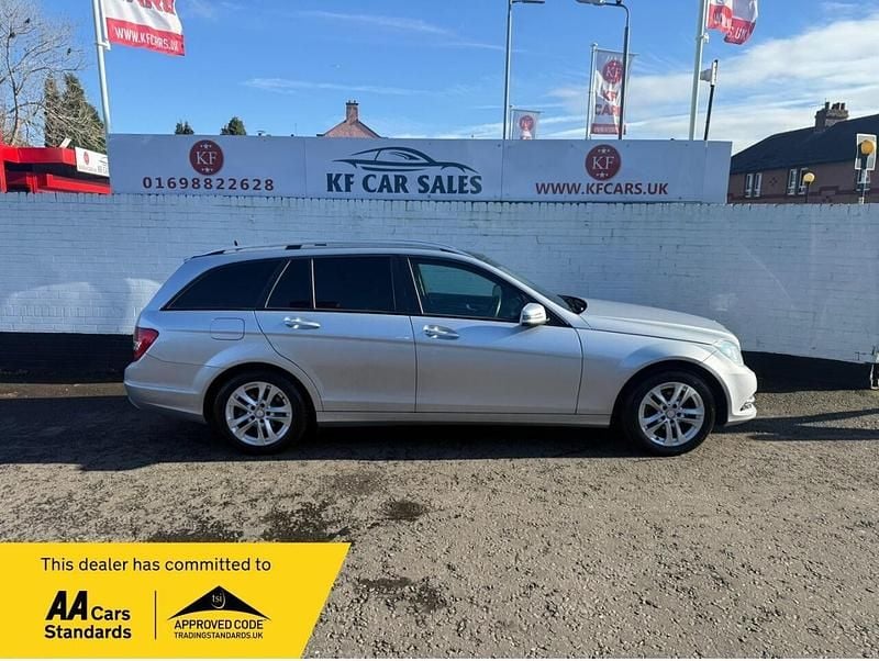 Used Mercedes C180 Executive 2014 Silver Estate
