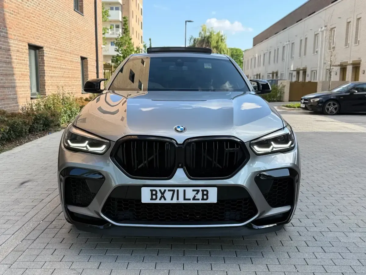 Begagnad BMW X6 M Competition Edition 2021 Grå SUV