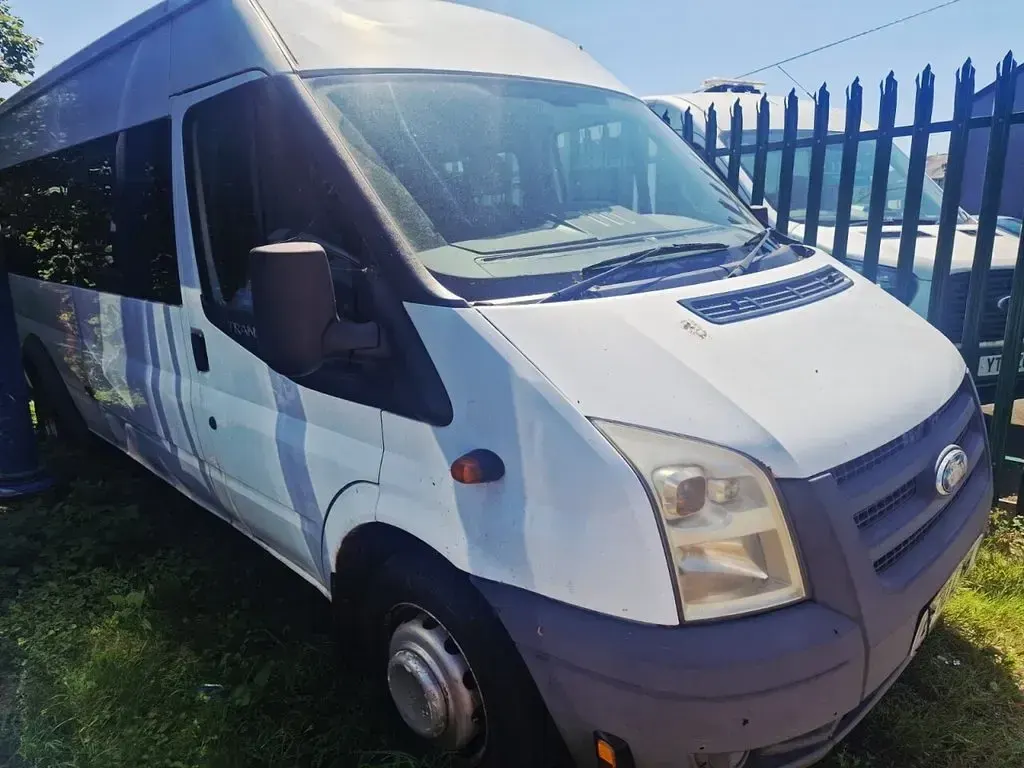 Used Ford Transit 100 HP (73 kW) 2010 White