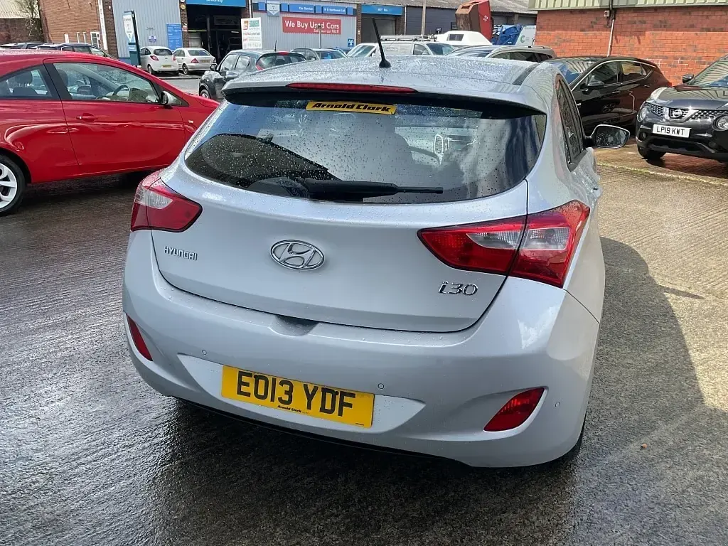 Used Hyundai i30 Active 100 HP (73 kW) 2013 Silver Hatchback