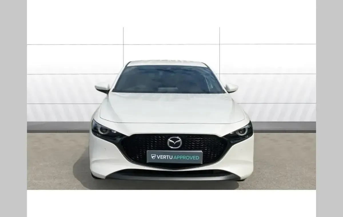Used Mazda 3 Inclusive 120 HP (88 kW) 2023 White Hatchback