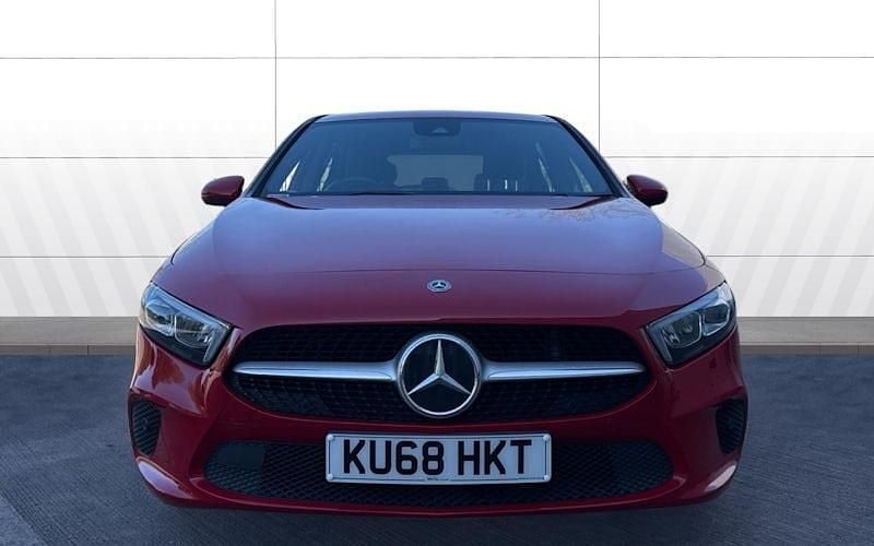 Gebraucht Mercedes A200 Executive 163 PS (119 kW) 2022 Kleinwagen