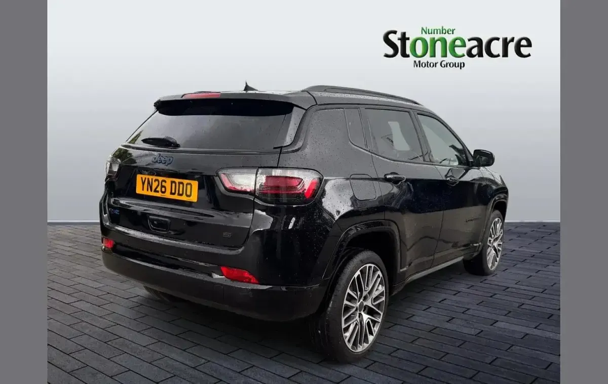 New Jeep Compass Altitude 237 HP (174 kW) 2026 Black SUV