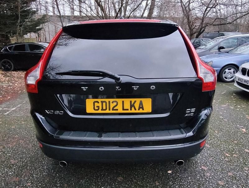 Used Volvo XC60 SE Lux 215 HP (158 kW) 2012 Black SUV