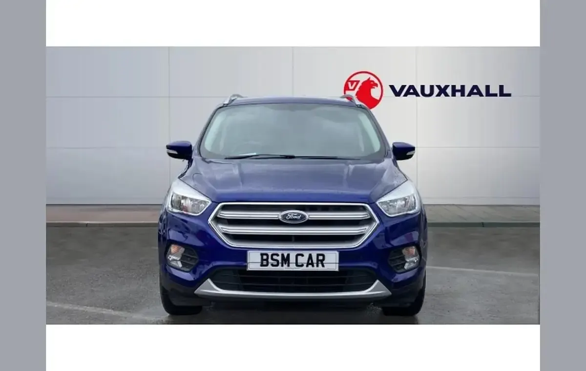 Used Ford Kuga Zetec 147 HP (108 kW) 2019 Blue SUV