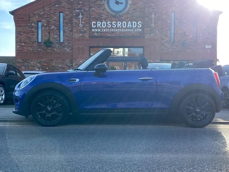 Used Mini Cooper Cabriolet 2018 Starlight blue Cabriolet