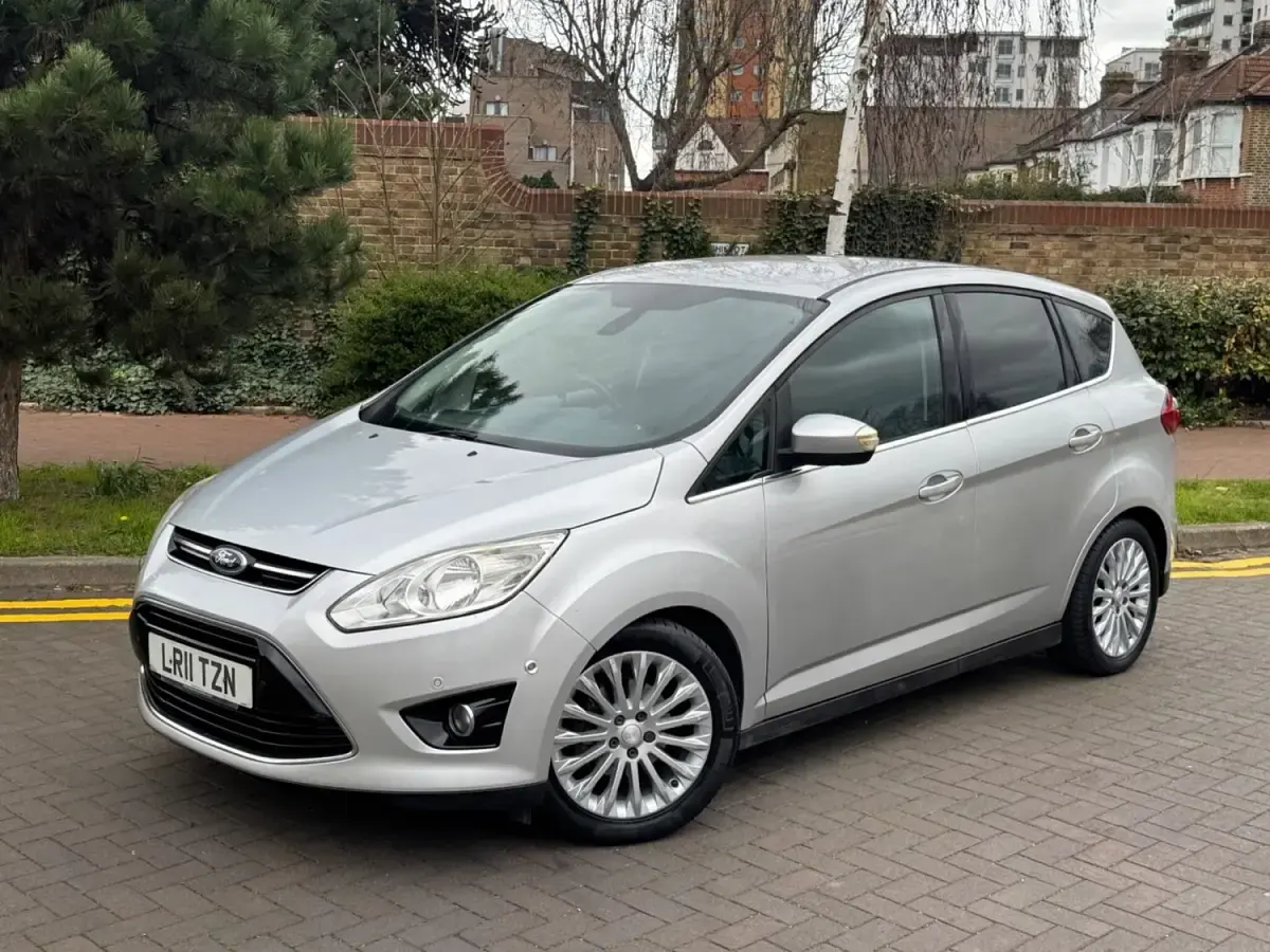 Begagnad Ford C-MAX Titanium 2011 Silver Minibuss