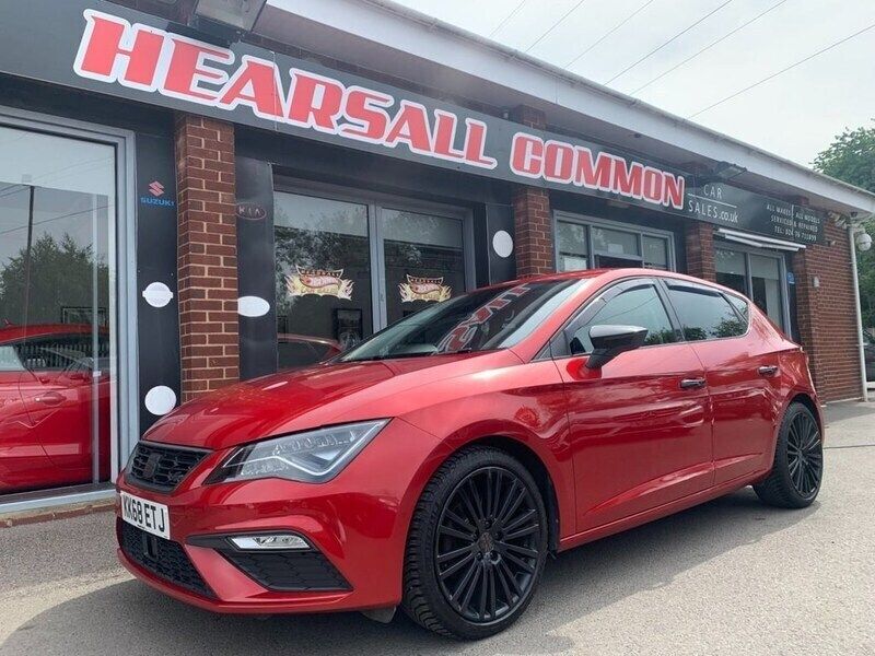 Red Used 2019 Seat Leon FR Hatchback | £9,250 (Good price) - Image 1/4