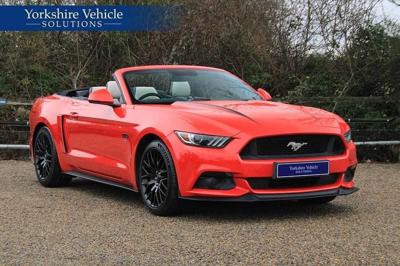 Used Ford Mustang GT Convertible 416 HP (305 kW) 2017 Red Cabriolet
