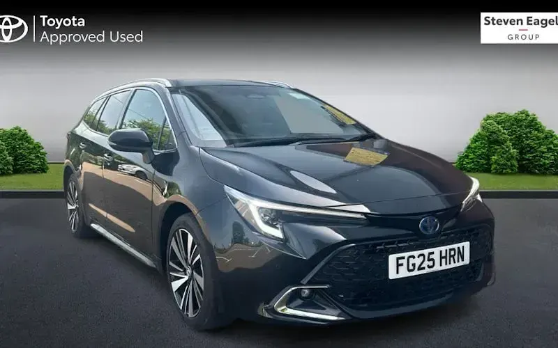 Used Toyota Corolla Design 140 HP (102 kW) 2026 Estate