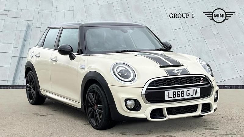 Used Mini Cooper S Hatch 189 HP (139 kW) 2018 White Hatchback