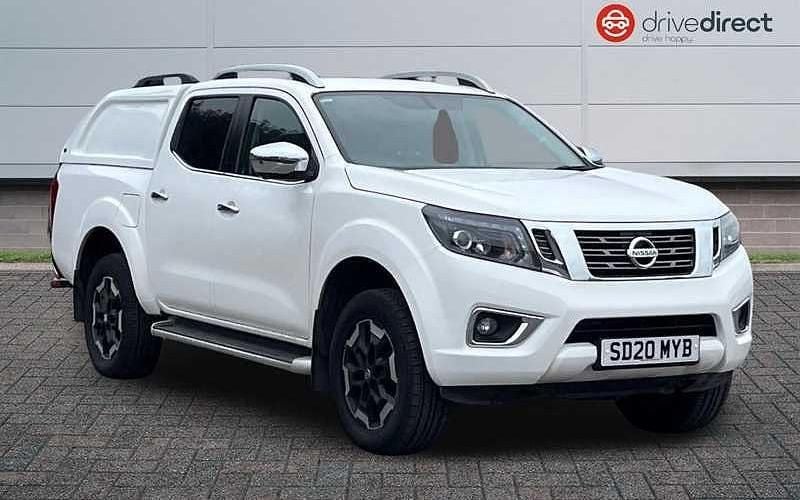 White Used 2020 Nissan Navara Tekna Pickup | £20,850 (Fair price) - Image 1/4