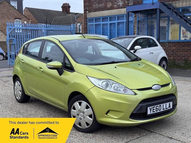 Used Ford Fiesta 2010 Green Hatchback