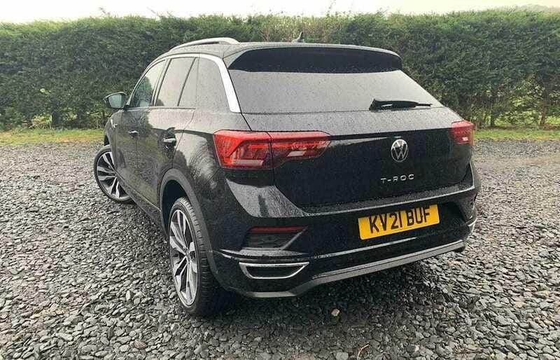 Used VW T-Roc R-line 150 HP (110 kW) 2021 Black SUV