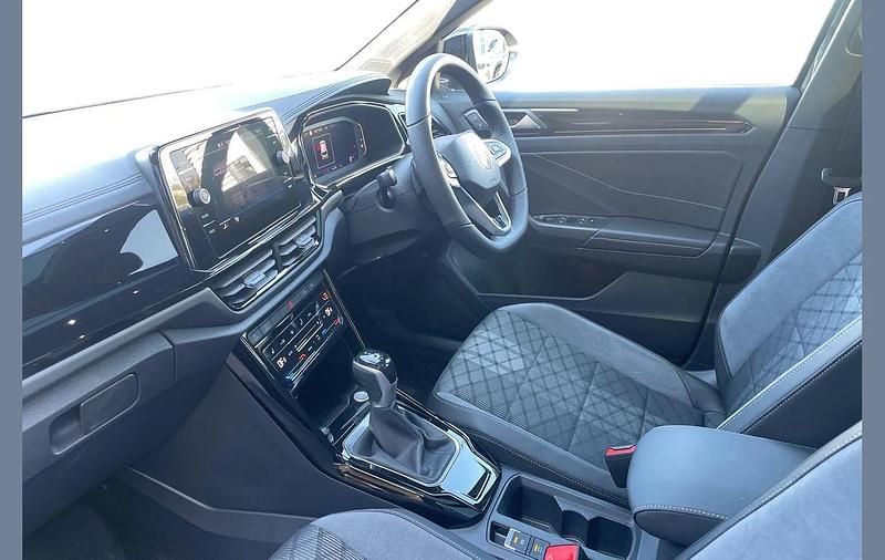 Used VW T-Roc Black Edition 147 HP (108 kW) 2026 Black SUV