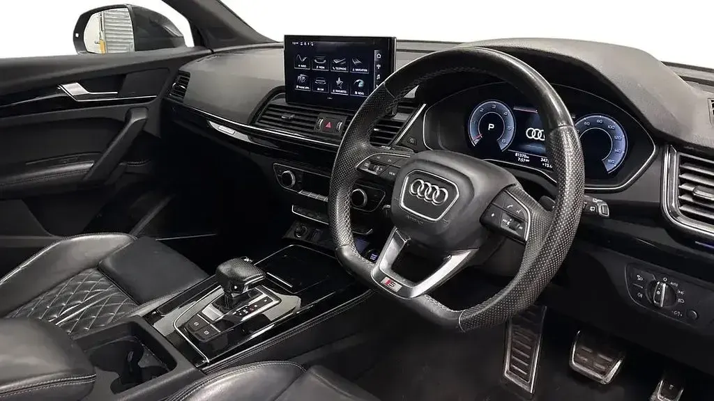 Used Audi Q5 Comfort 204 HP (150 kW) 2022 Black SUV