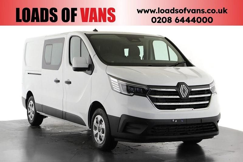 New Renault Trafic 170 HP (125 kW) 2025 Solid  glacier white  MPV