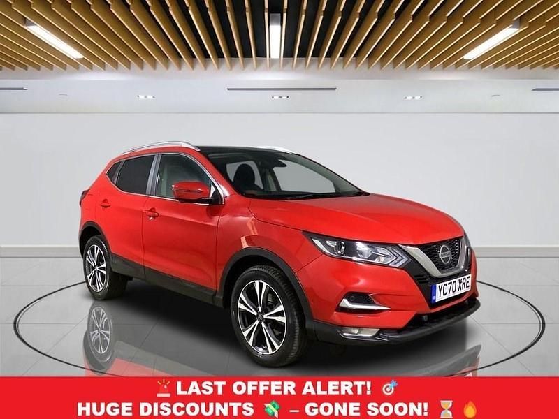Red Used 2020 Nissan Qashqai N-Connecta SUV | £13,249 (Good price) - Image 1/3
