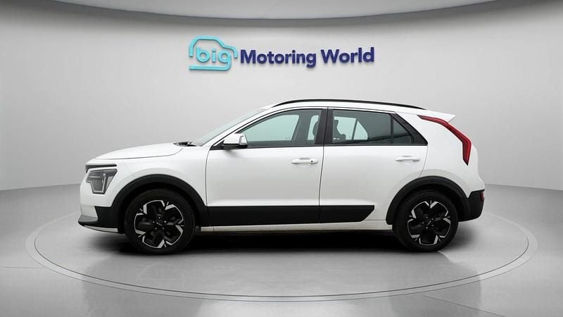 Used Kia Niro 150 kW (204 HP) 2023 White SUV