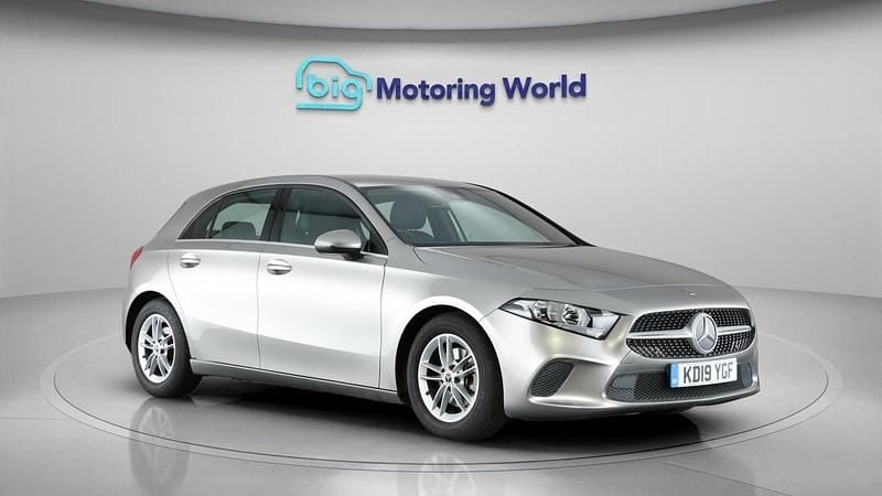 Silver Used 2019 Mercedes A180 SE Hatchback | £16,000 (Super price) - Image 1/4