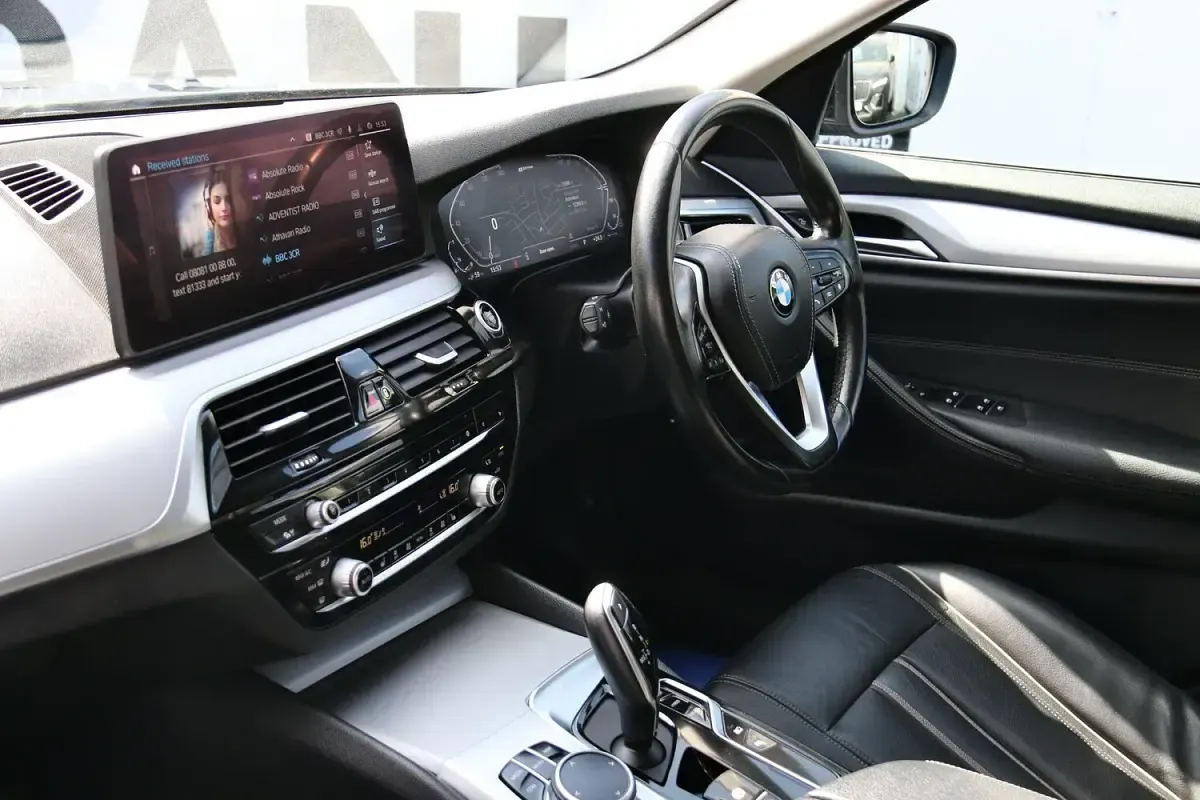 Used BMW 530e Comfort Edition 295 HP (216 kW) 2021 Black Sedan