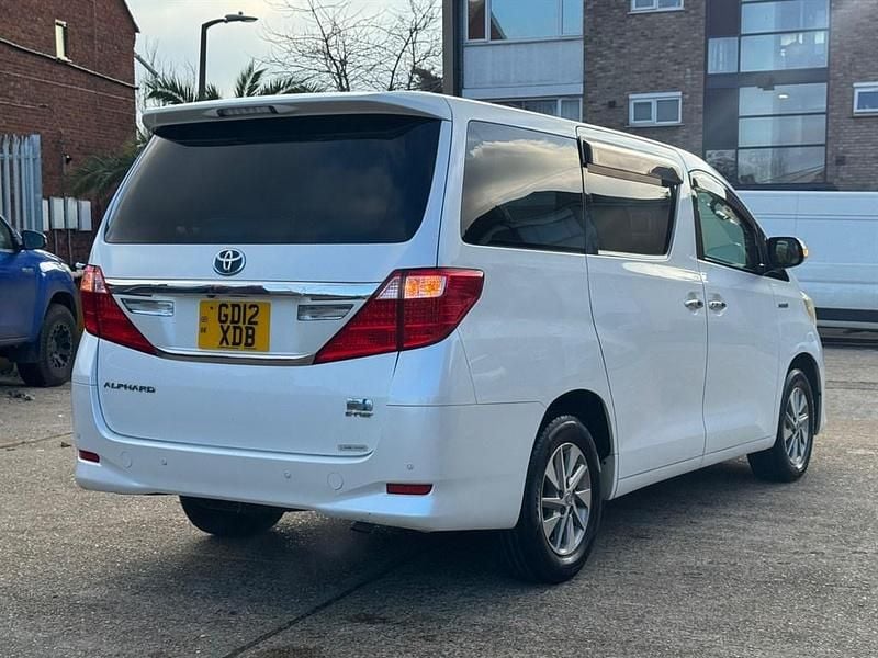 Usado Toyota Alphard 2012 Branco Monovolume