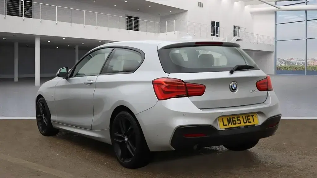Used BMW 120 M Sport 177 HP (130 kW) 2015 Silver Hatchback