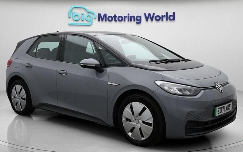 Used 2022 VW ID.3 Pro Performance Hatchback | £12,500 (Good price) - Image 1/4