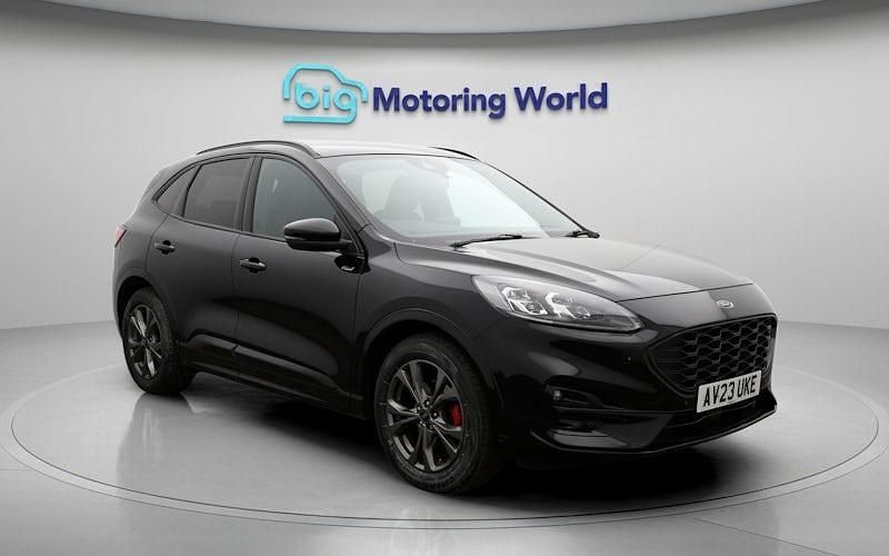 Used Ford Kuga ST-Line 150 HP (110 kW) 2023 Black SUV