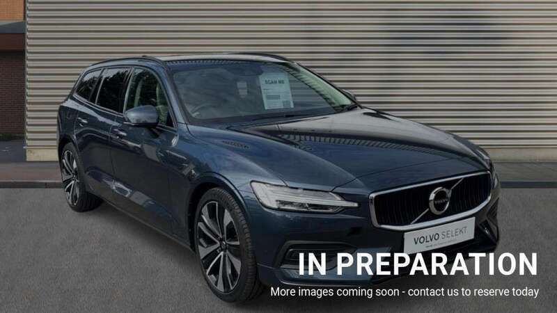 Blue Used 2020 Volvo V60 Momentum Estate | £17,790 (Expensive) - Image 1/4