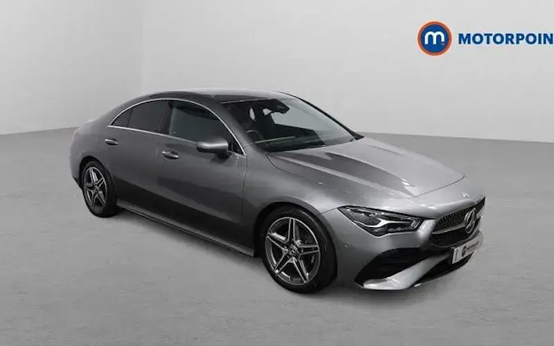 Begagnad Mercedes CLA180 Executive 136 HK (100 kW) 2024 Sedan