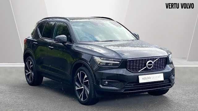 Black Used 2020 Volvo XC40 R-Design Pro SUV | £23,454 (Good price) - Image 1/4