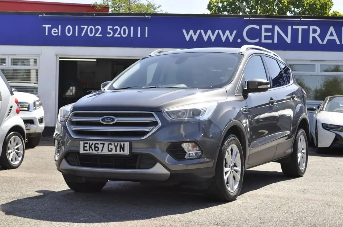 Used Ford Kuga Titanium 150 HP (110 kW) 2017 Grey SUV