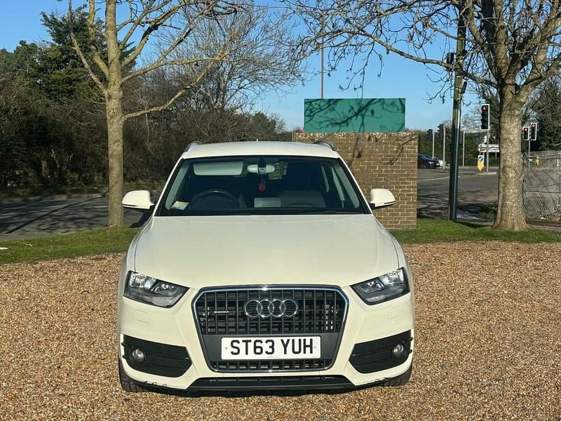 Begagnad Audi Q3 Performance 2013 Vit SUV
