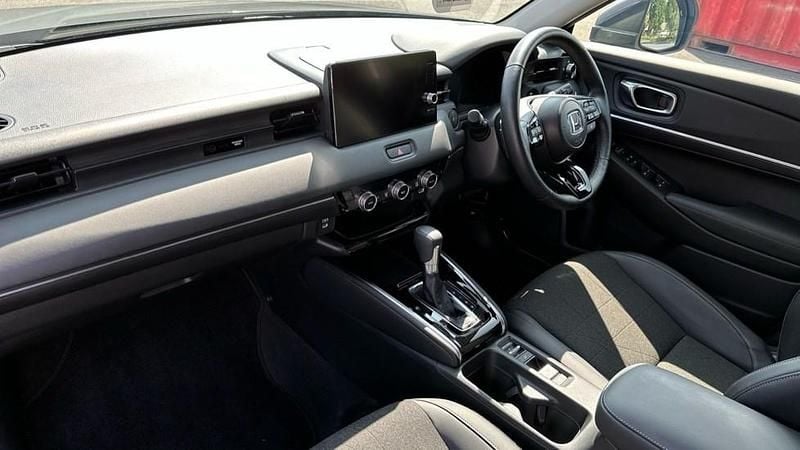 Image 2/4