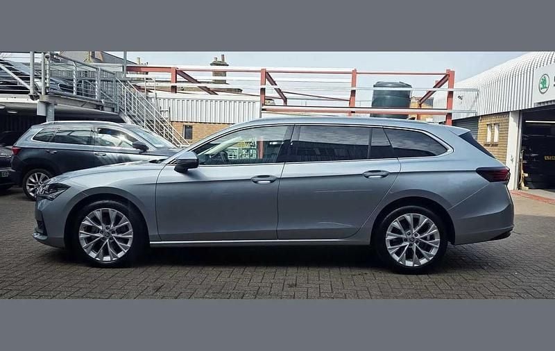 Used Skoda Superb SE L 150 HP (110 kW) 2025 Silver Estate