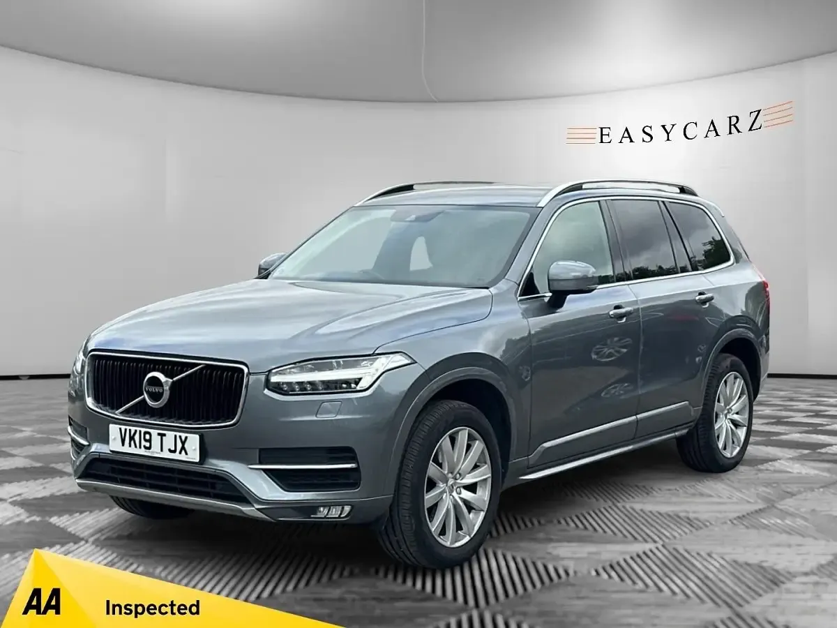 Used Volvo XC90 Momentum 2019 Grey SUV