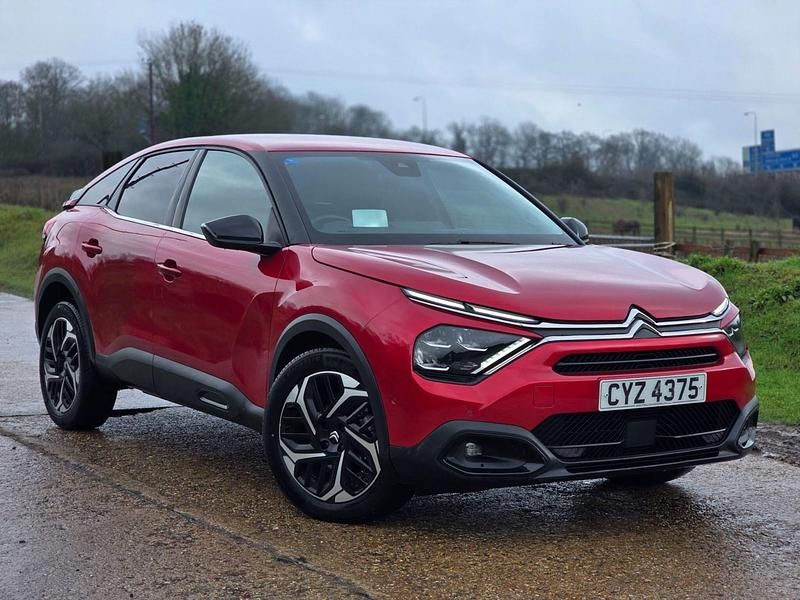 Used Citroën C4 PureTech 2023 Red SUV