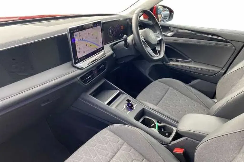 Used VW Tiguan Edition 150 HP (110 kW) 2024 Urano grey SUV